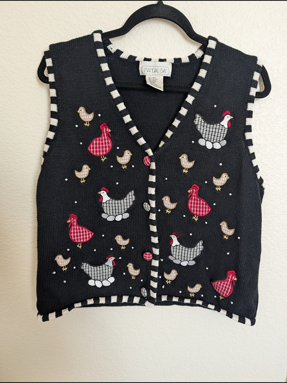 Mandal Bay Womens Size M Vintage Knitted Chicken Vest Black & White Chicks Eggs